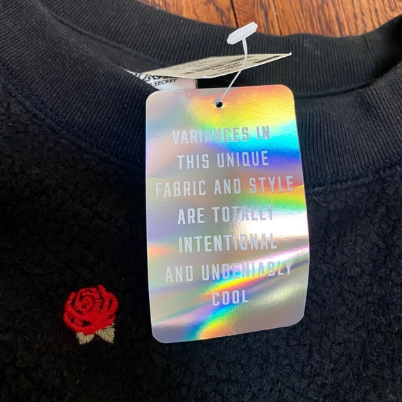 NWT Victoria’s Secret PINK Set - Picture 4 of 11